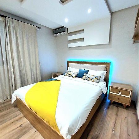 Appartement Pour Familles En Residence Avec Piscine Et Wifi Marrakesh Esterno foto