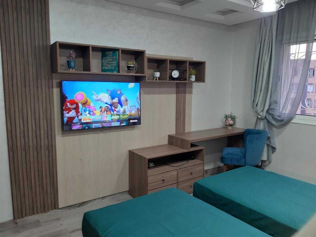 Appartement Pour Familles En Residence Avec Piscine Et Wifi Marrakesh Esterno foto