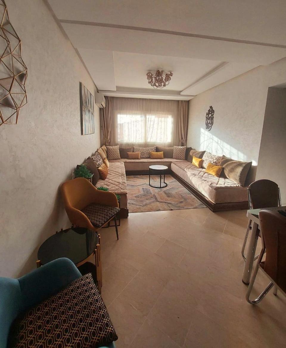 Appartement Pour Familles En Residence Avec Piscine Et Wifi Marrakesh Esterno foto